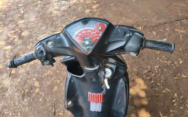 YAMAHA MIO GT