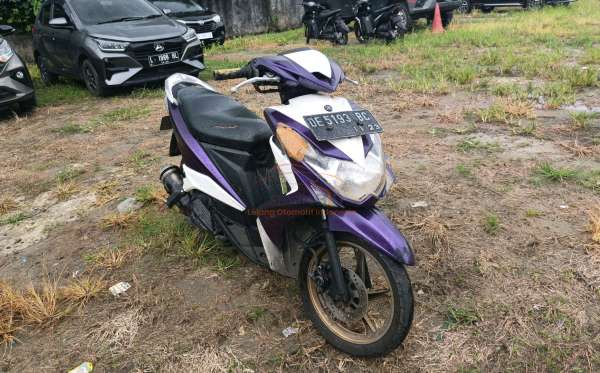 YAMAHA XEON