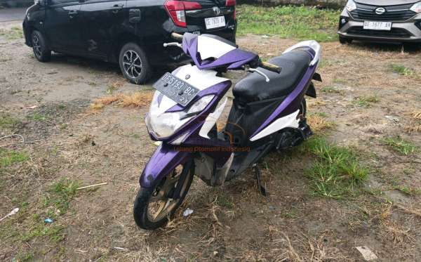 YAMAHA XEON