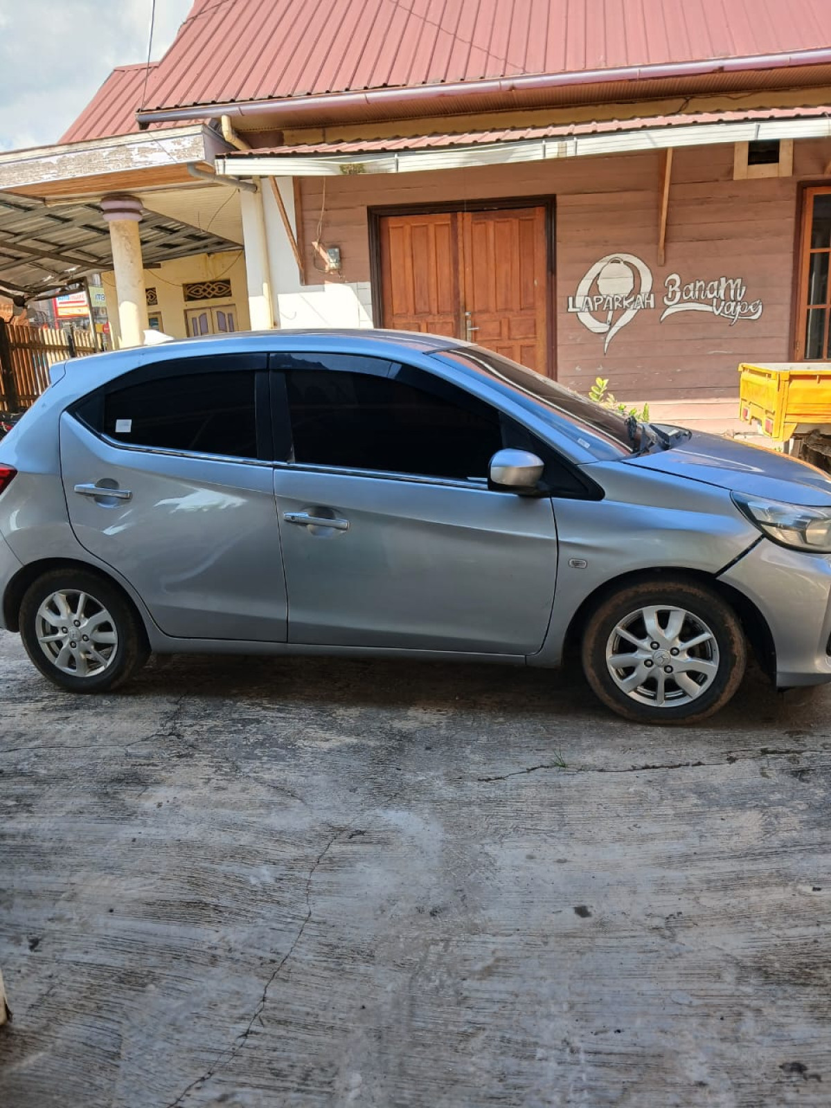 HONDA BRIO