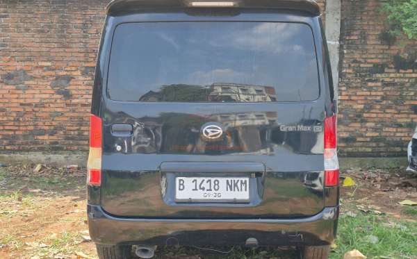 DAIHATSU GRAN MAX