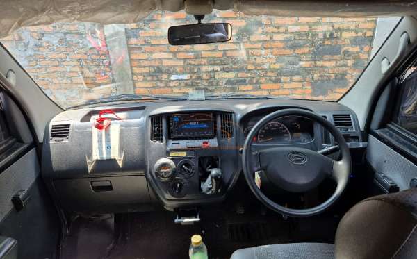 DAIHATSU GRAN MAX