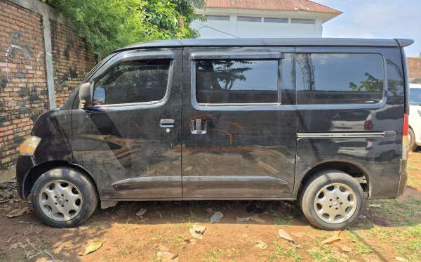 DAIHATSU GRAN MAX