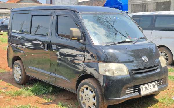 DAIHATSU GRAN MAX