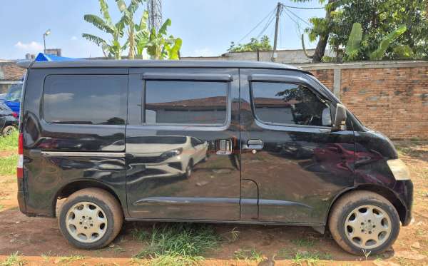 DAIHATSU GRAN MAX