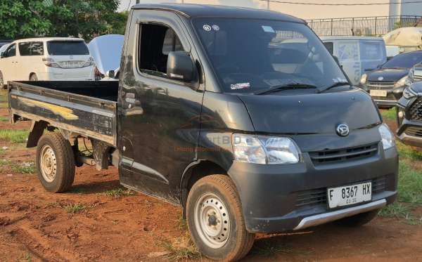 DAIHATSU GRAN MAX