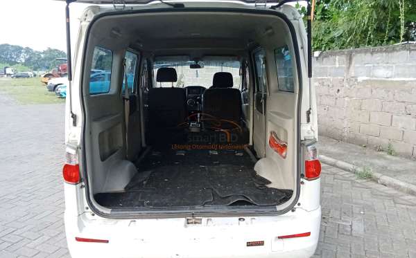 DAIHATSU LUXIO D