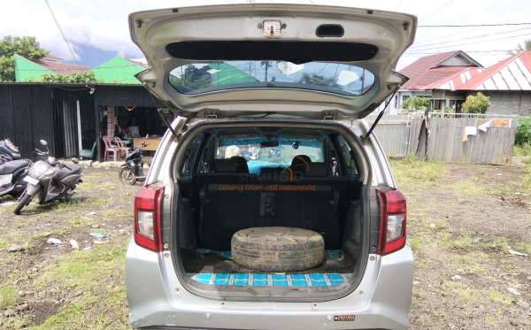 DAIHATSU SIGRA