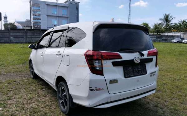 DAIHATSU SIGRA
