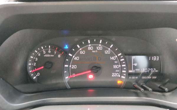 DAIHATSU XENIA