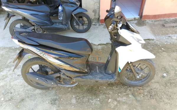 HONDA  BEAT