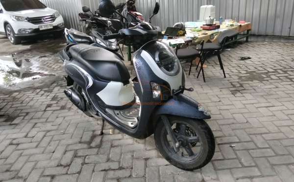 HONDA  SCOOPY