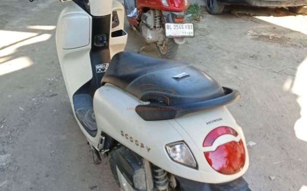 HONDA SCOOPY PRESTIGE