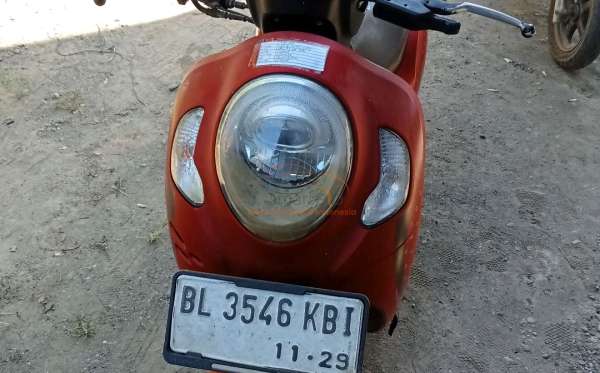 HONDA SCOOPY STYLISH
