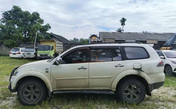 MITSUBISHI PAJERO SPORT 2.5HP-E