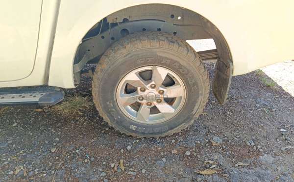 MITSUBISHI TRITON