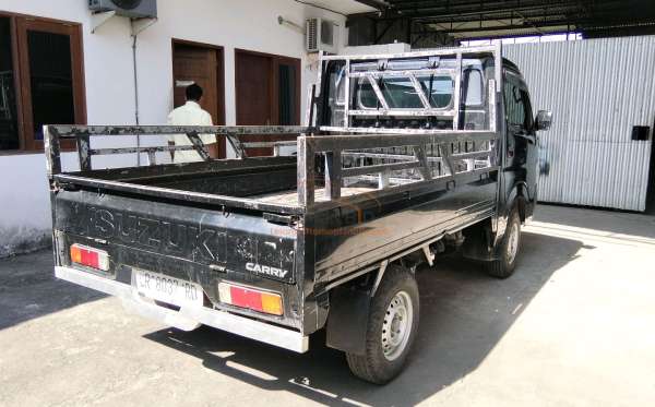 SUZUKI CARRY