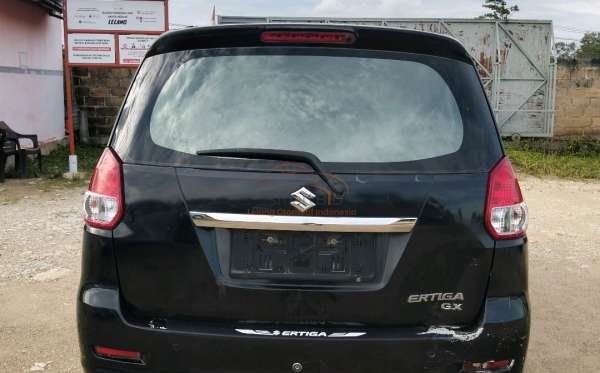 SUZUKI  ERTIGA  SDX