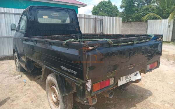 SUZUKI MEGA CARRY PU