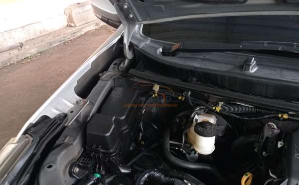 TOYOTA AVANZA VELOZ