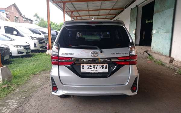 TOYOTA AVANZA VELOZ