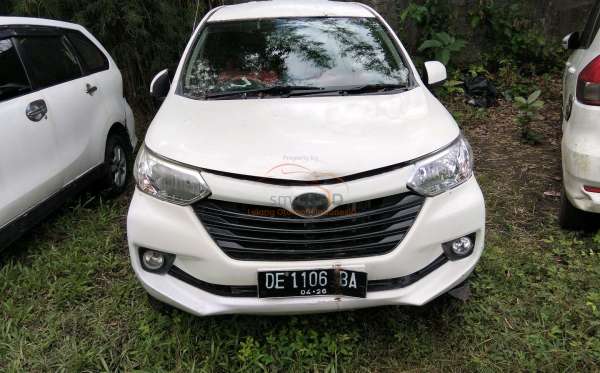 TOYOTA AVANZA