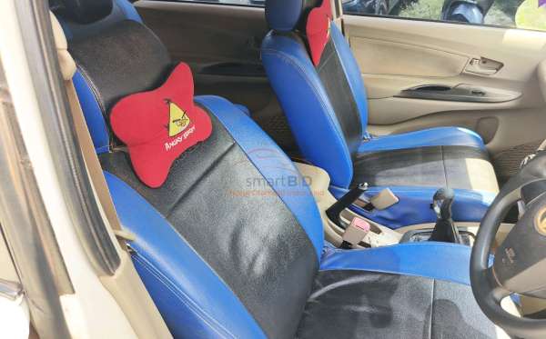 TOYOTA AVANZA G