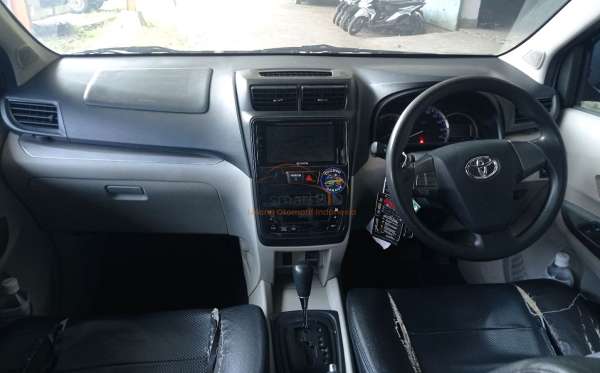 TOYOTA  AVANZA  1.3 G