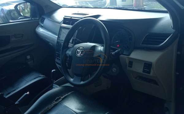 TOYOTA  AVANZA  1.3 G