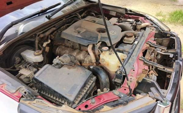 TOYOTA HILUX 2.4G DC 4X4