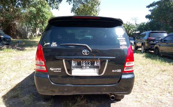 TOYOTA INNOVA G