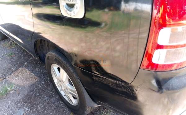 TOYOTA INNOVA G