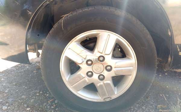 TOYOTA INNOVA G