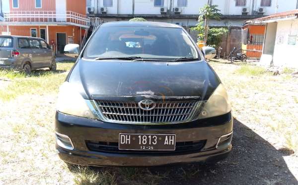 TOYOTA INNOVA G