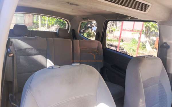 WULING CONFERO 1.5