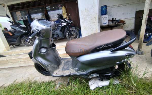 YAMAHA GRAND FILANO NEO HYBRID