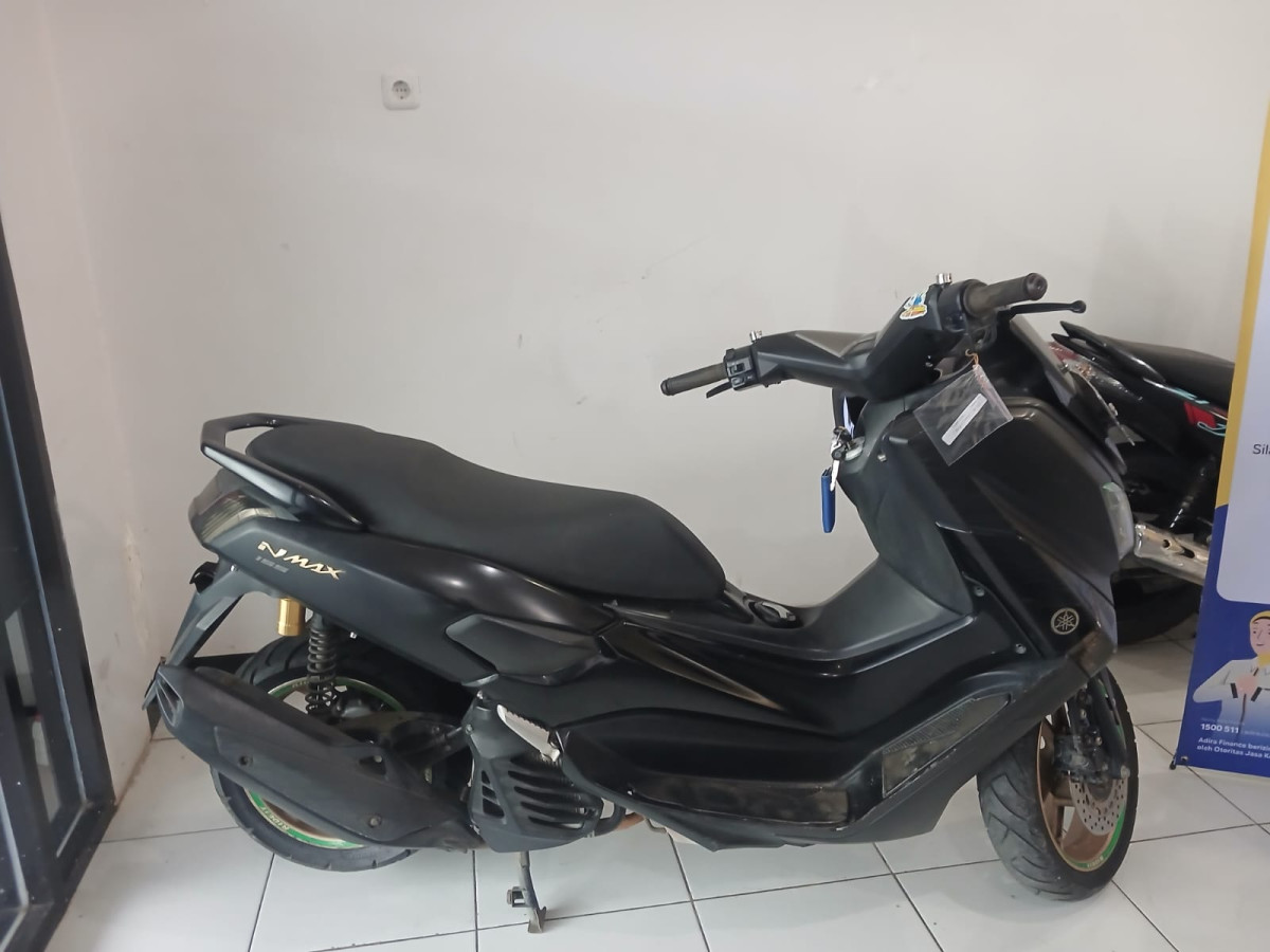 YAMAHA NMAX