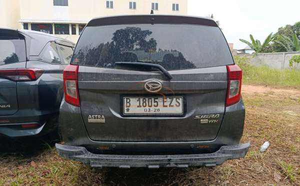 DAIHATSU SIGRA M