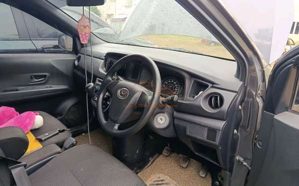 DAIHATSU SIGRA M