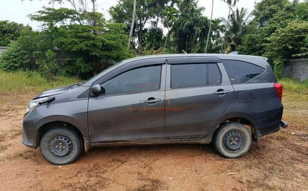 DAIHATSU SIGRA M