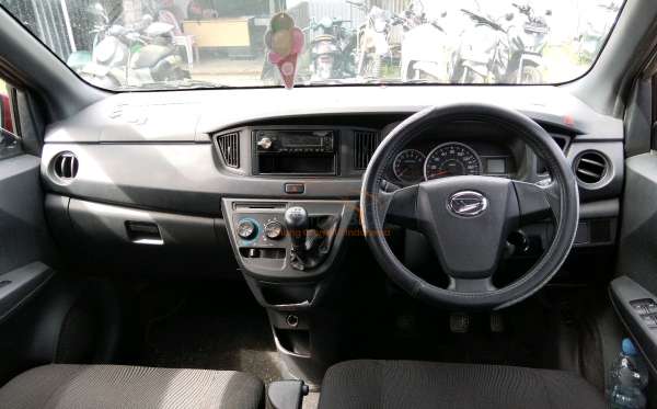 DAIHATSU SIGRA