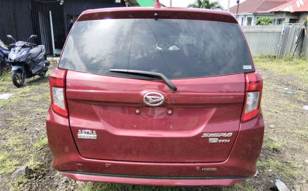 DAIHATSU SIGRA