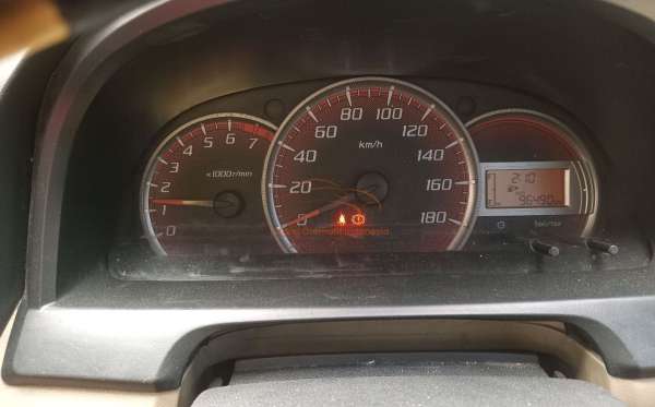 DAIHATSU  XENIA