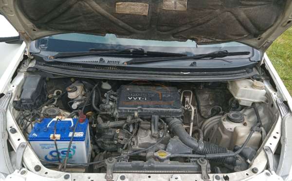 DAIHATSU  XENIA