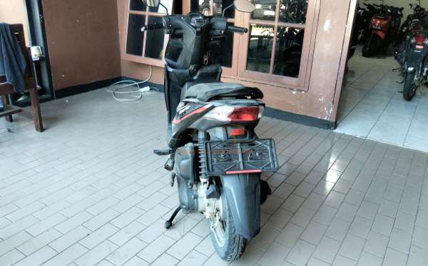 HONDA  BEAT