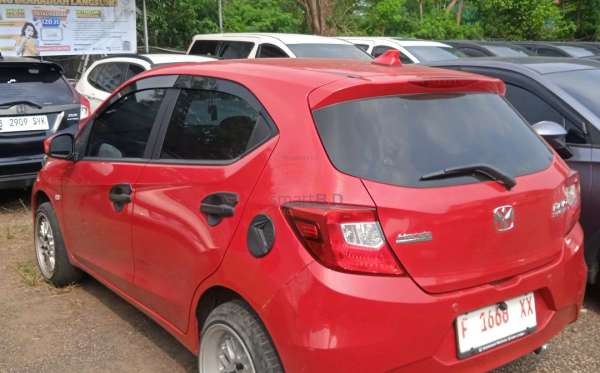 HONDA  BRIO  SATYA 1.2 E
