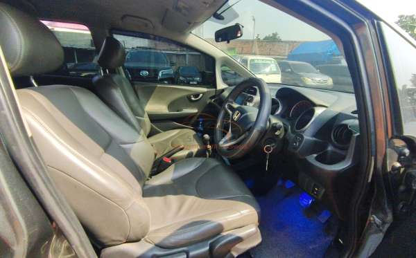 HONDA JAZZ GE8 1.5 S