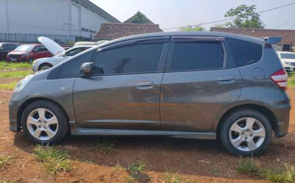 HONDA JAZZ GE8 1.5 S