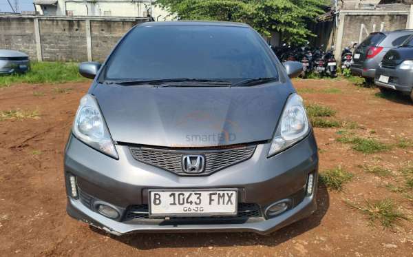 HONDA JAZZ GE8 1.5 S