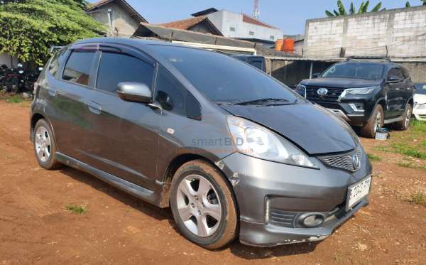 HONDA JAZZ GE8 1.5 S